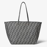 FENDI Roll Large Dark blue denim-effect FF jacquard reversible shopper - Image 2